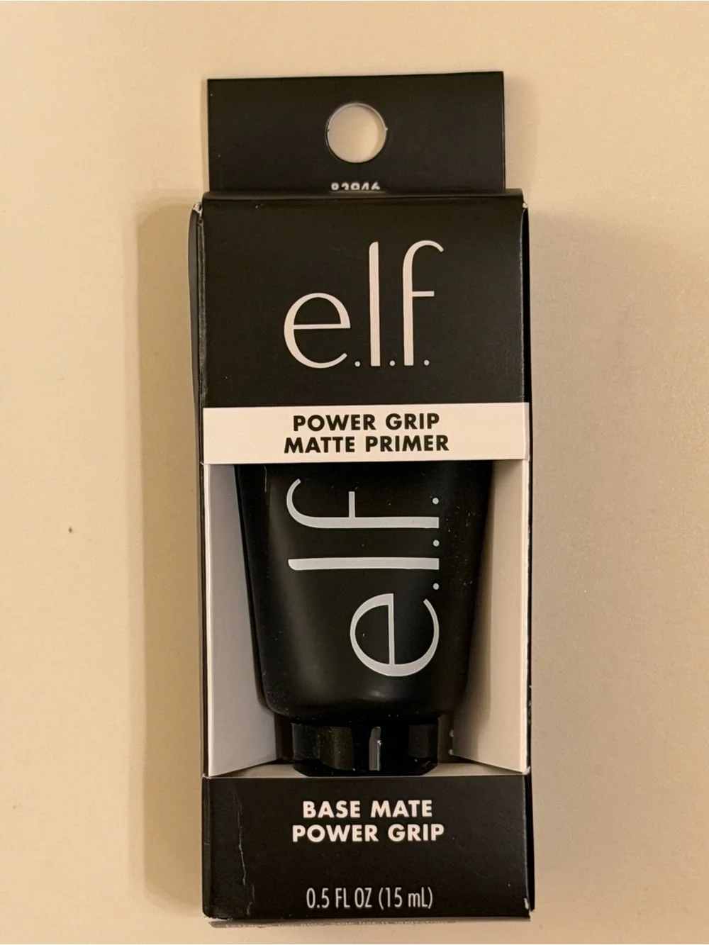 elf Power Grip Matte Primer & Triangular Buffing Brush - Black